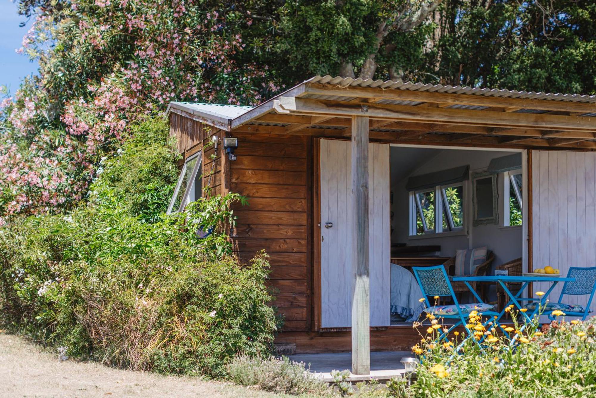 Haumoana Herb Cottage Exterior photo